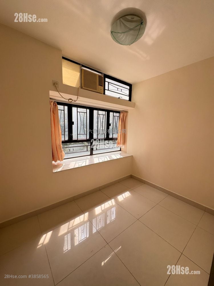 Tai Hing Gardens Rental 2 Bedrooms , 1 Bathroom 428 ft²