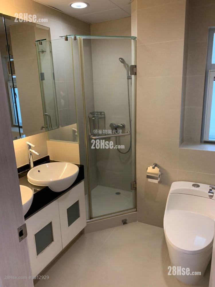 Botanic Terrace Sell 3 Bedrooms , 2 Bathrooms 1,270 ft²