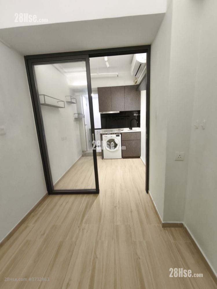 114 Des Voeux Road West Rental 1 Bathroom 180 ft²