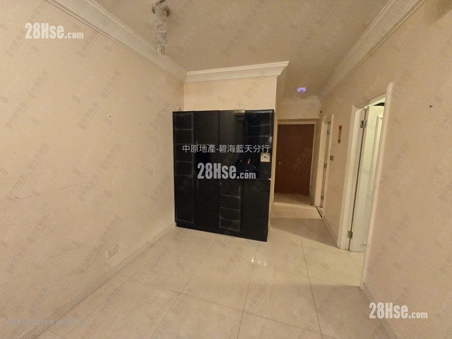 The Pacifica Rental 441 ft²