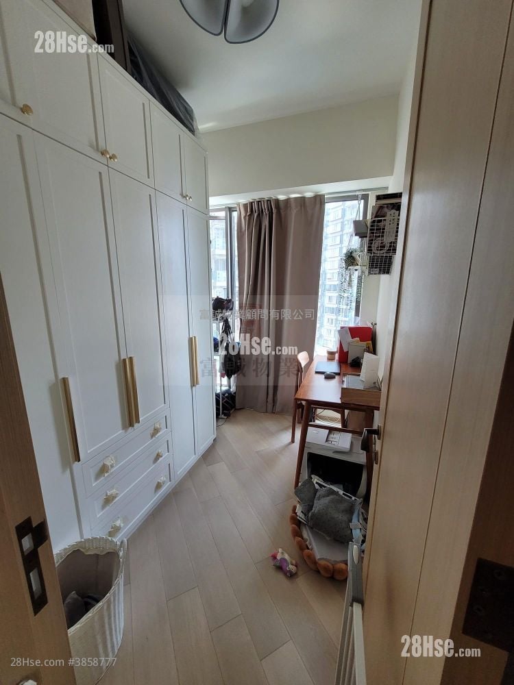 One East Coast Sell 2 Bedrooms , 1 Bathroom 374 ft²