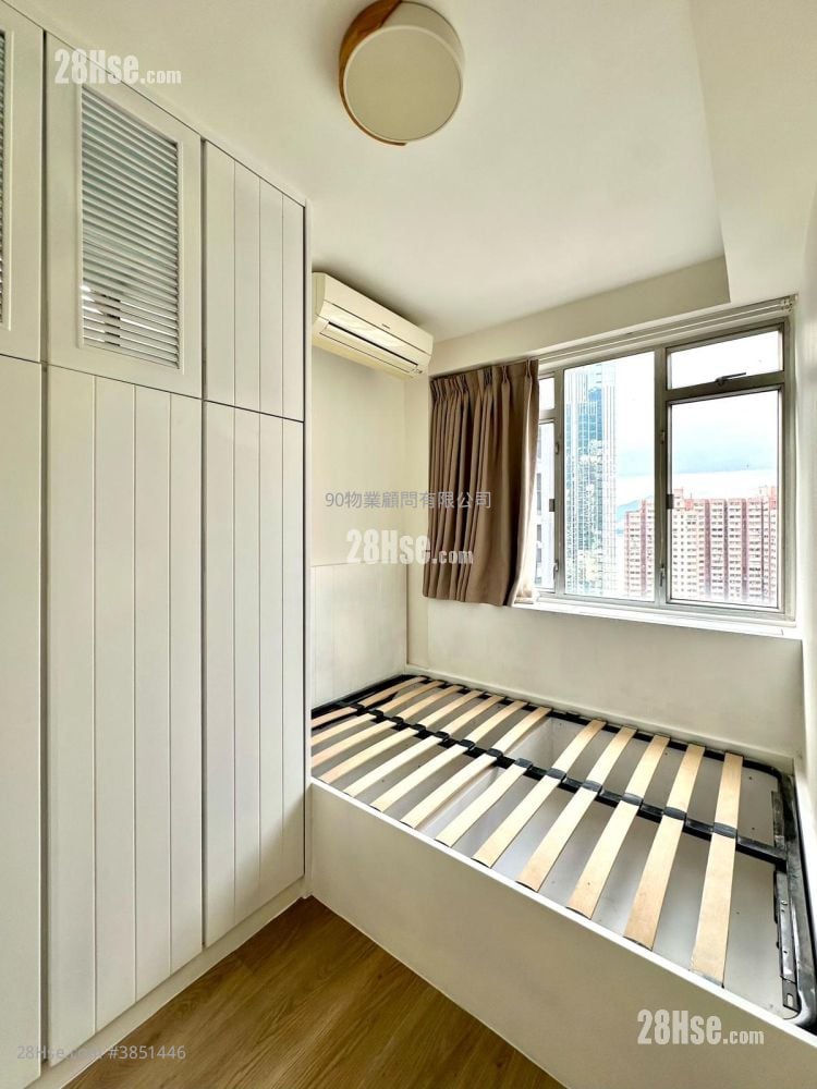 Hang Hing Court Rental 295 ft²