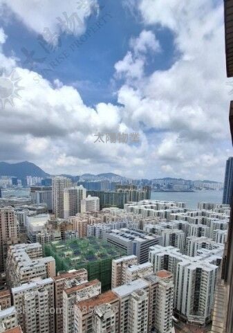 半島豪庭 售盤 2 房 592 平方呎