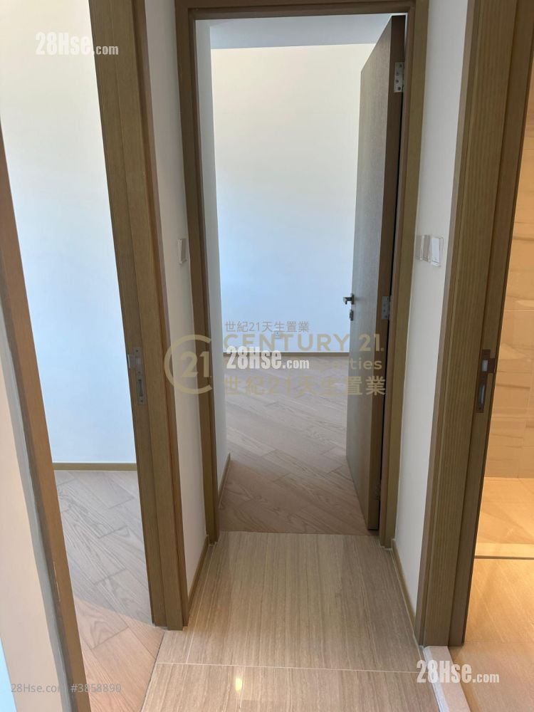 Mori Sell 2 Bedrooms , 1 Bathroom 490 ft²