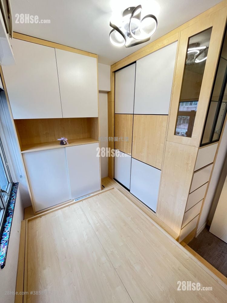 Kam Yuen Mansion Sell 1 Bedroom , 1 Bathroom 308 ft²