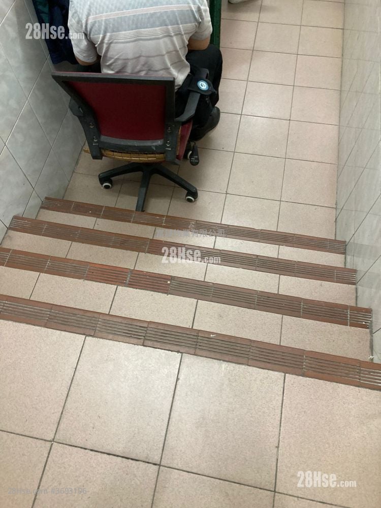 翠云大厦 售盘 2 房 , 1 浴室 335 平方尺