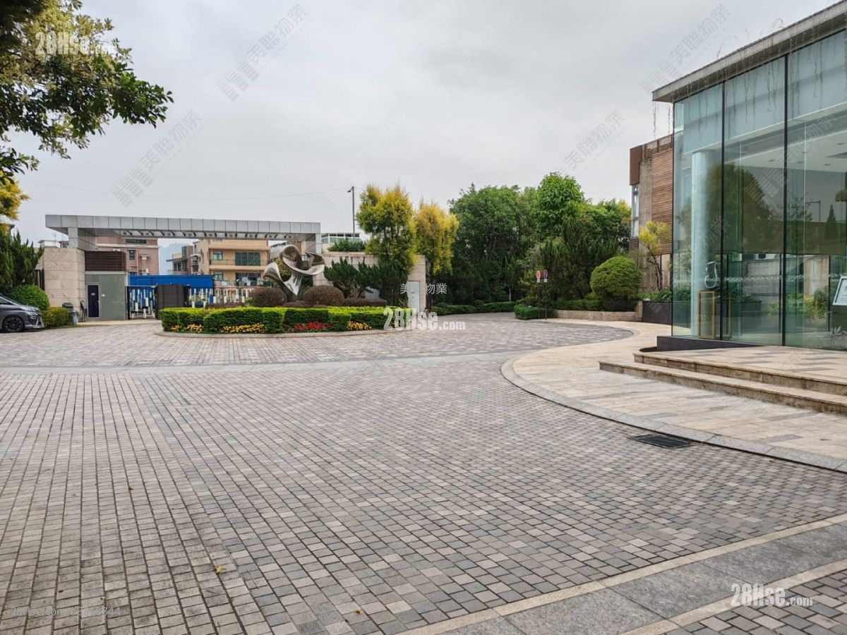 One Hyde Park Sell 4 Bedrooms , 4 Bathrooms