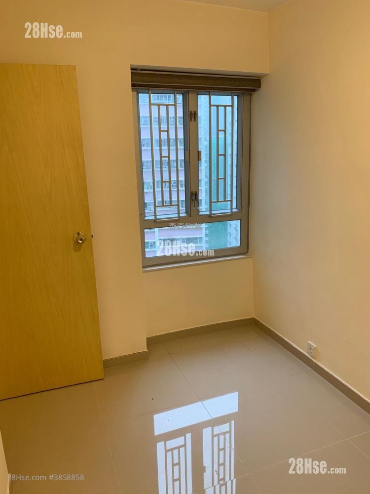 Westlands Court Rental 2 Bedrooms , 1 Bathroom 378 ft²