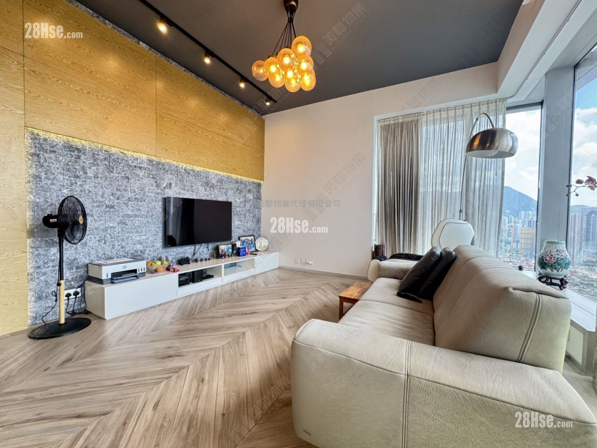 Forfar Sell 4 Bedrooms 1,755 ft²