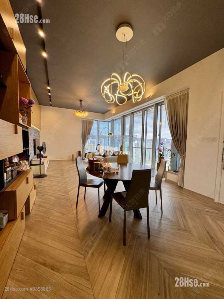 Forfar Sell 4 Bedrooms 1,755 ft²