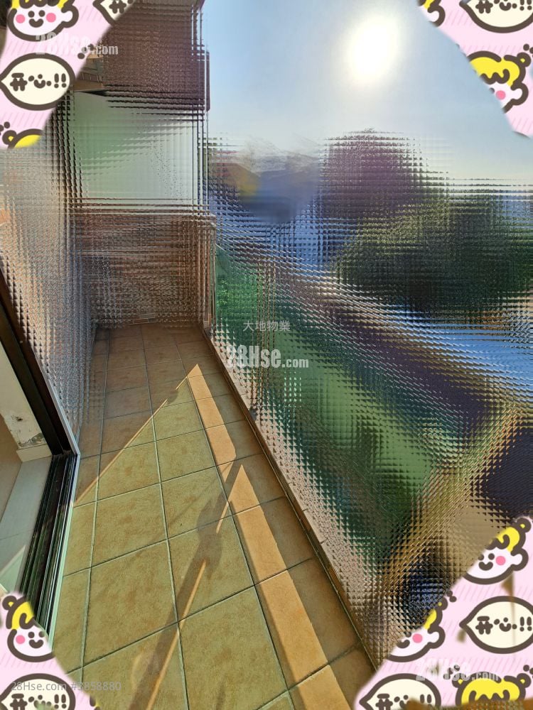 Village Sell 5+ Bedrooms , 3 Bathrooms 1,080 ft²