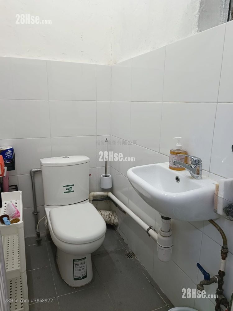 Wah Tat Industrial Centre Rental