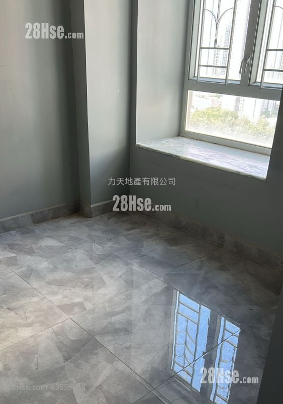 翠林花園 租盤 2 房 330 平方呎
