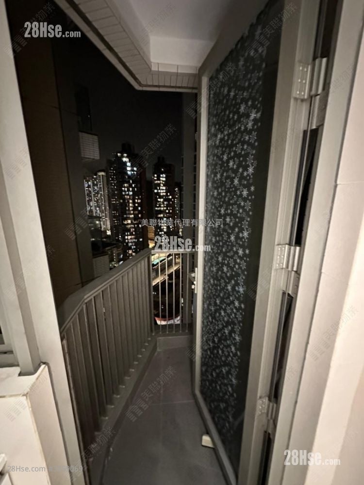 Peninsula East 售盘 2 房 520 平方尺