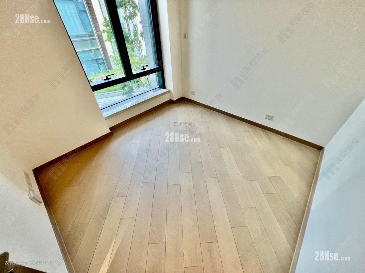 bedroom 1: St Barths Sell 3 Bedrooms , 4 Bathrooms 2,151 ft²