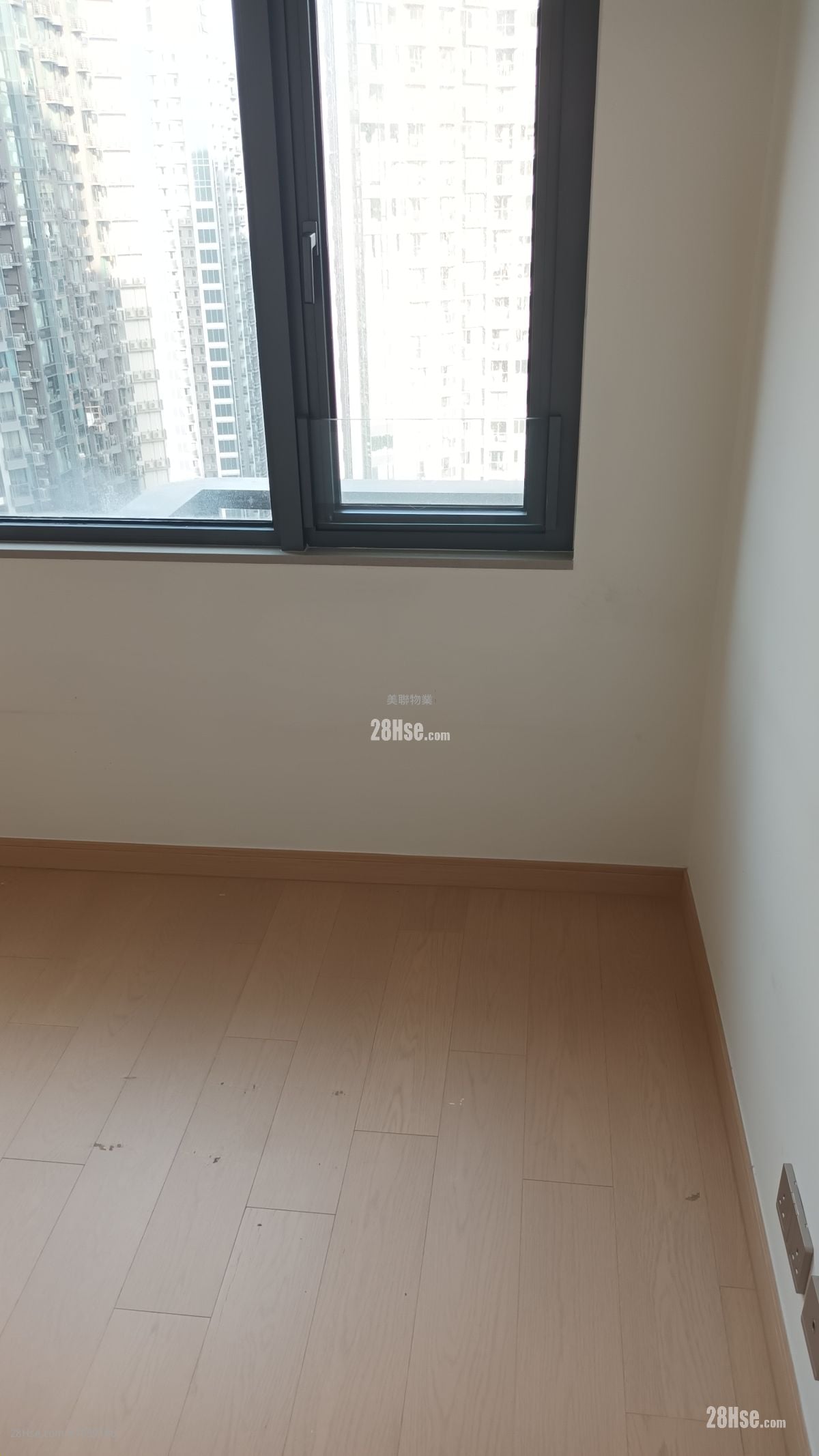 K. Summit Rental 1 Bedroom , 1 Bathroom 333 ft²