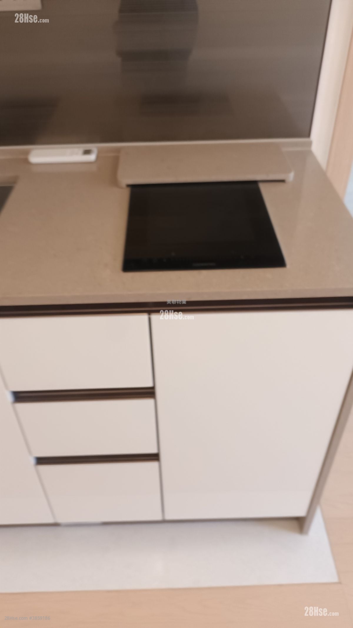 K. Summit Rental 1 Bedroom , 1 Bathroom 333 ft²