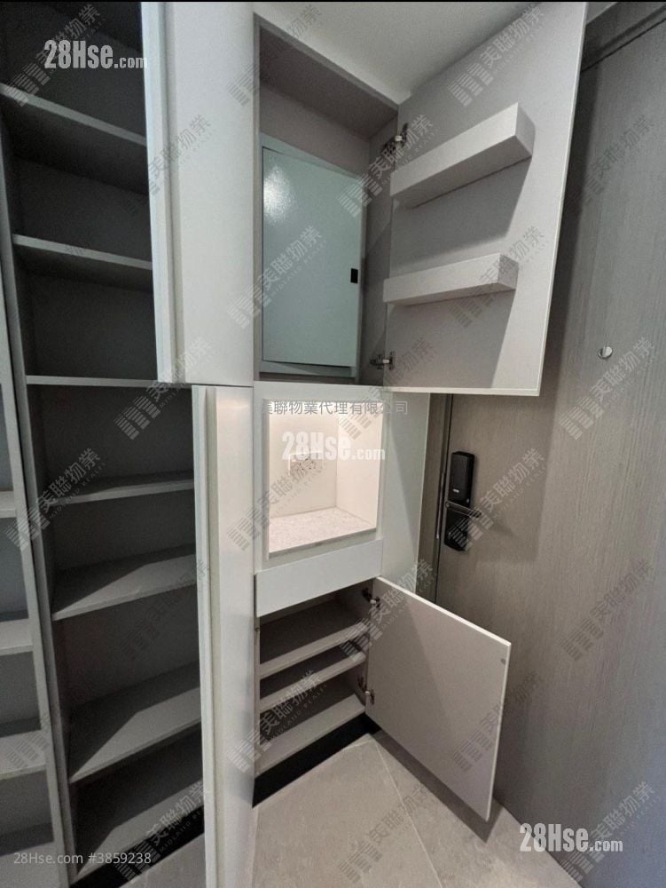 Novo Land Sell 2 Bedrooms , 1 Bathroom 475 ft²