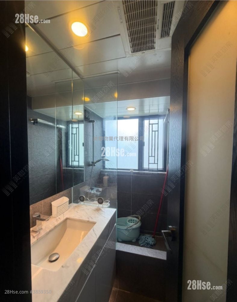 Cheung On Estate Sell 2 Bedrooms , 1 Bathroom 443 ft²
