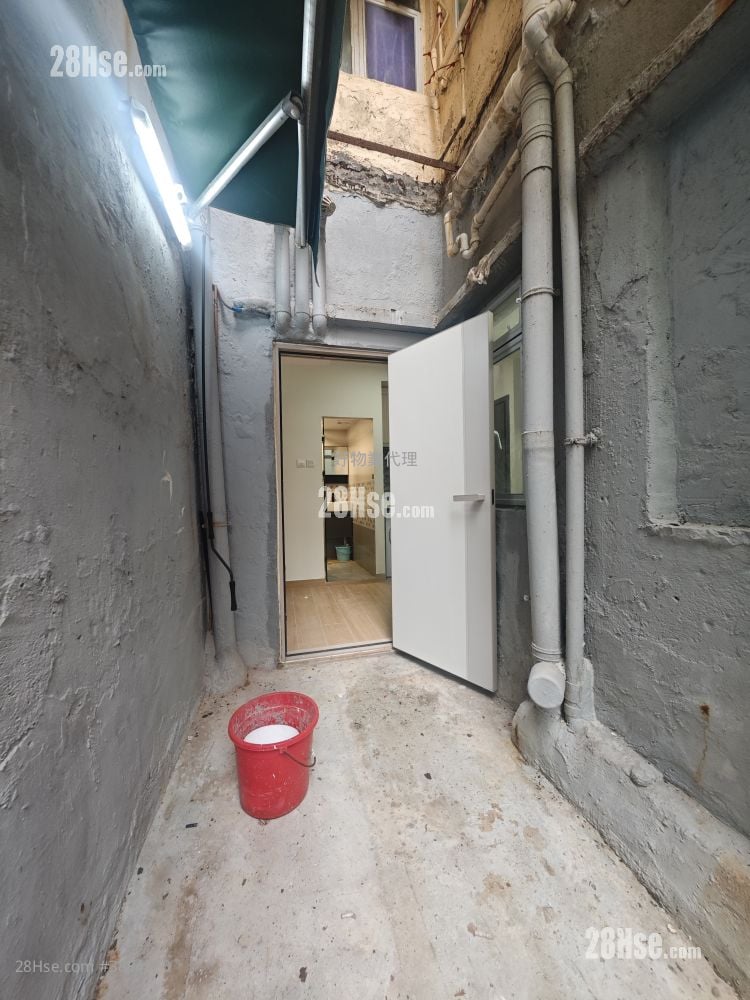 Ming Tak Building Rental 1 Bedroom , 1 Bathroom 200 ft²