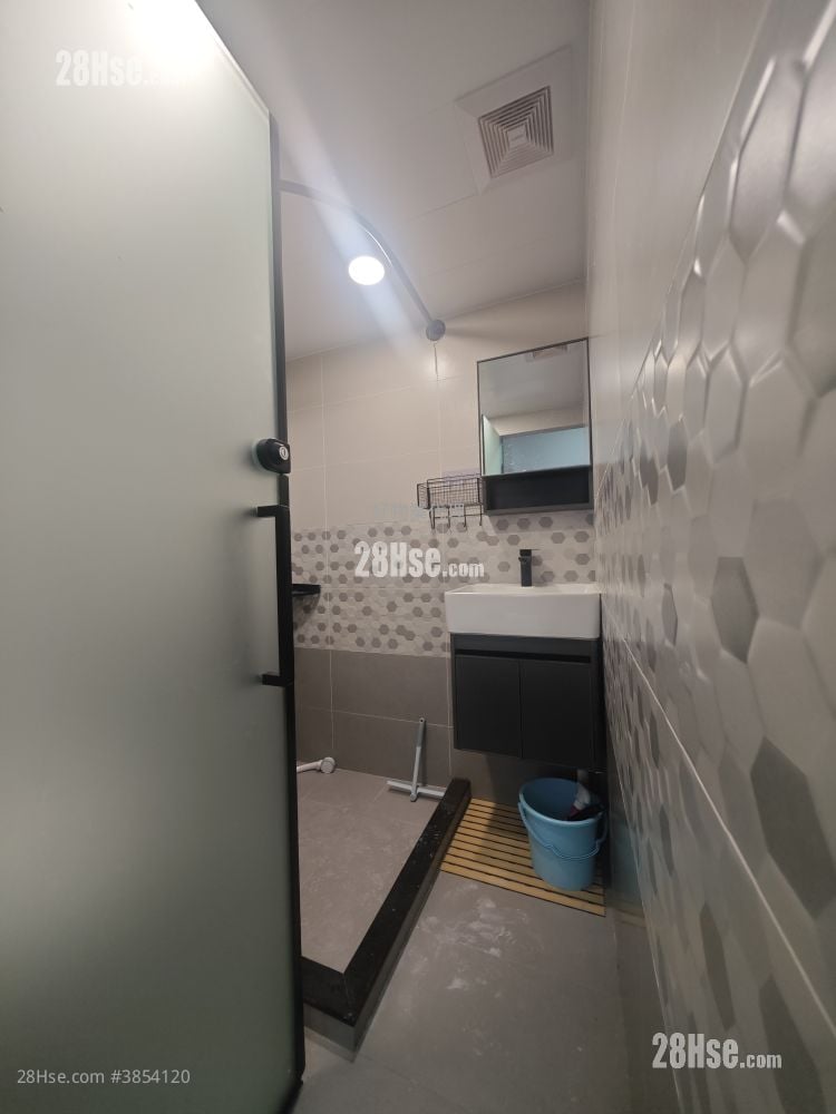 Ming Tak Building Rental 1 Bedroom , 1 Bathroom 200 ft²