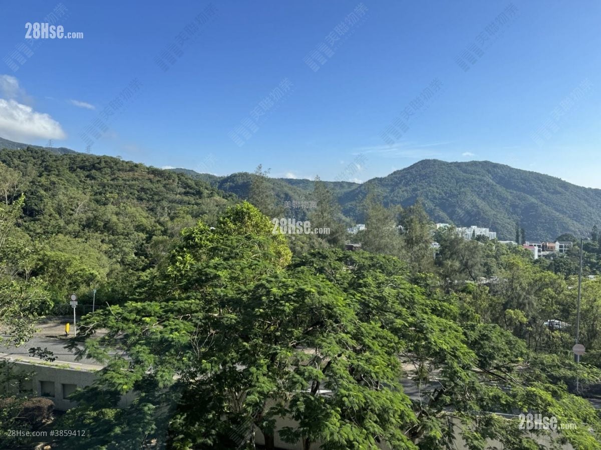 华翠园 售盘 3 房 882 平方尺
