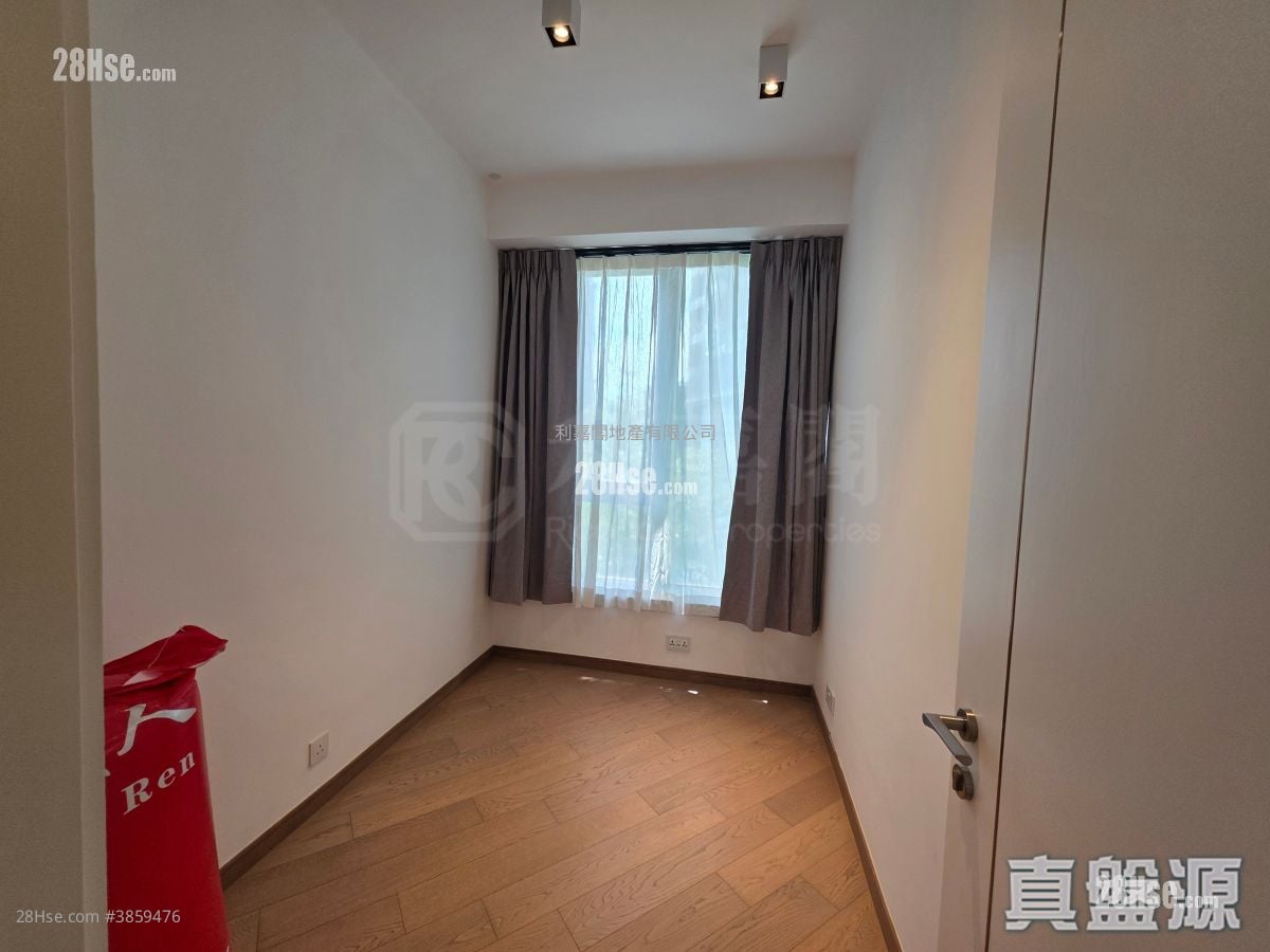 Vibe Centro Rental 3 Bedrooms , 3 Bathrooms 1,205 ft²