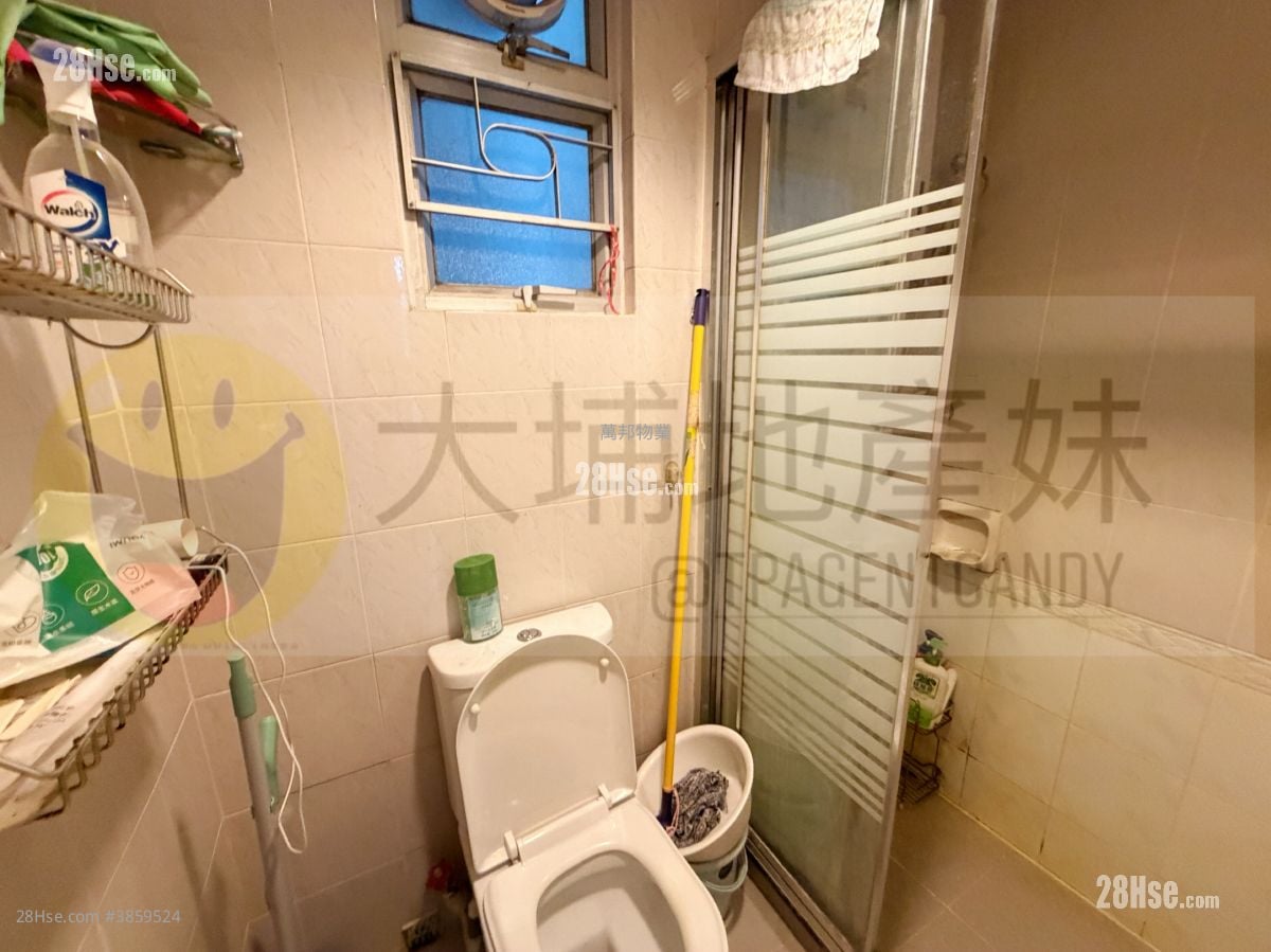 Beautiful Garden Rental 2 Bedrooms , 1 Bathroom 293 ft²