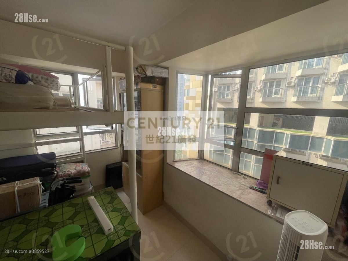 Po Hang Building Sell 2 Bedrooms , 1 Bathroom 367 ft²