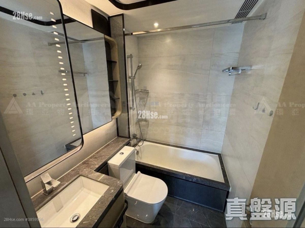 One Victoria Sell 2 Bedrooms , 1 Bathroom 445 ft²
