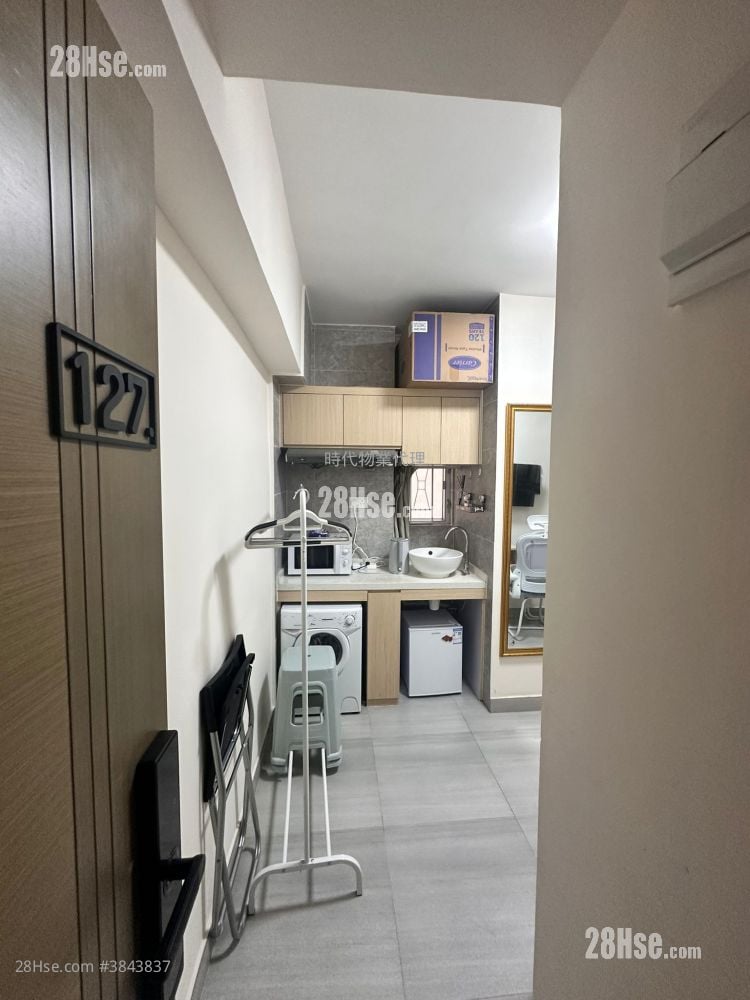 Apartment Rental Studio , 1 Bathroom 150 ft²