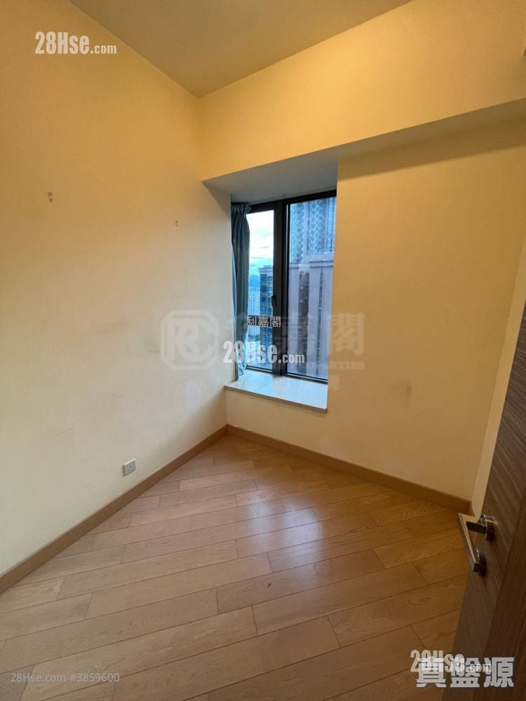 Grand Yoho Sell 2 Bedrooms , 1 Bathroom 519 ft²