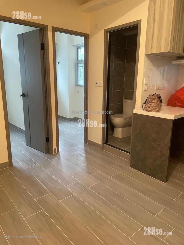 Kin Yip Building Rental 2 Bedrooms , 1 Bathroom 257 ft²