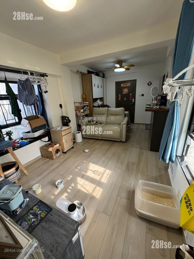 Bowie Mansion Sell 2 Bedrooms , 1 Bathroom 413 ft²