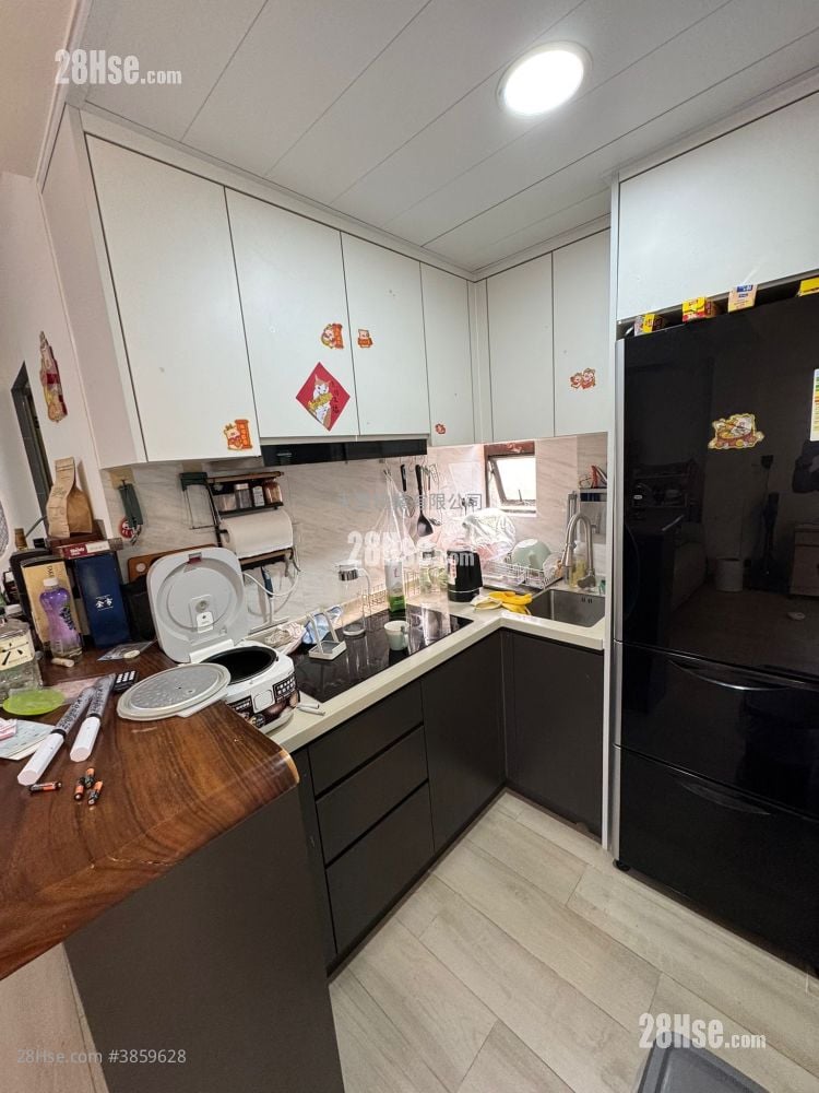 Bowie Mansion Sell 2 Bedrooms , 1 Bathroom 413 ft²