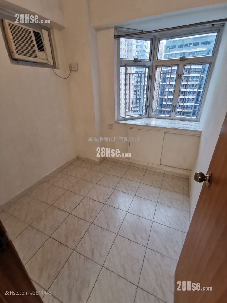 Yue Sun Mansion Sell 2 Bedrooms , 1 Bathroom 354 ft²