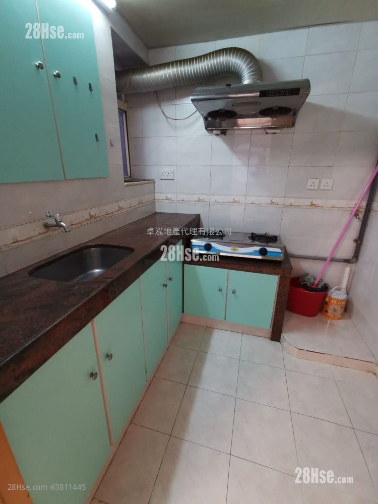 Yue Sun Mansion Sell 2 Bedrooms , 1 Bathroom 354 ft²