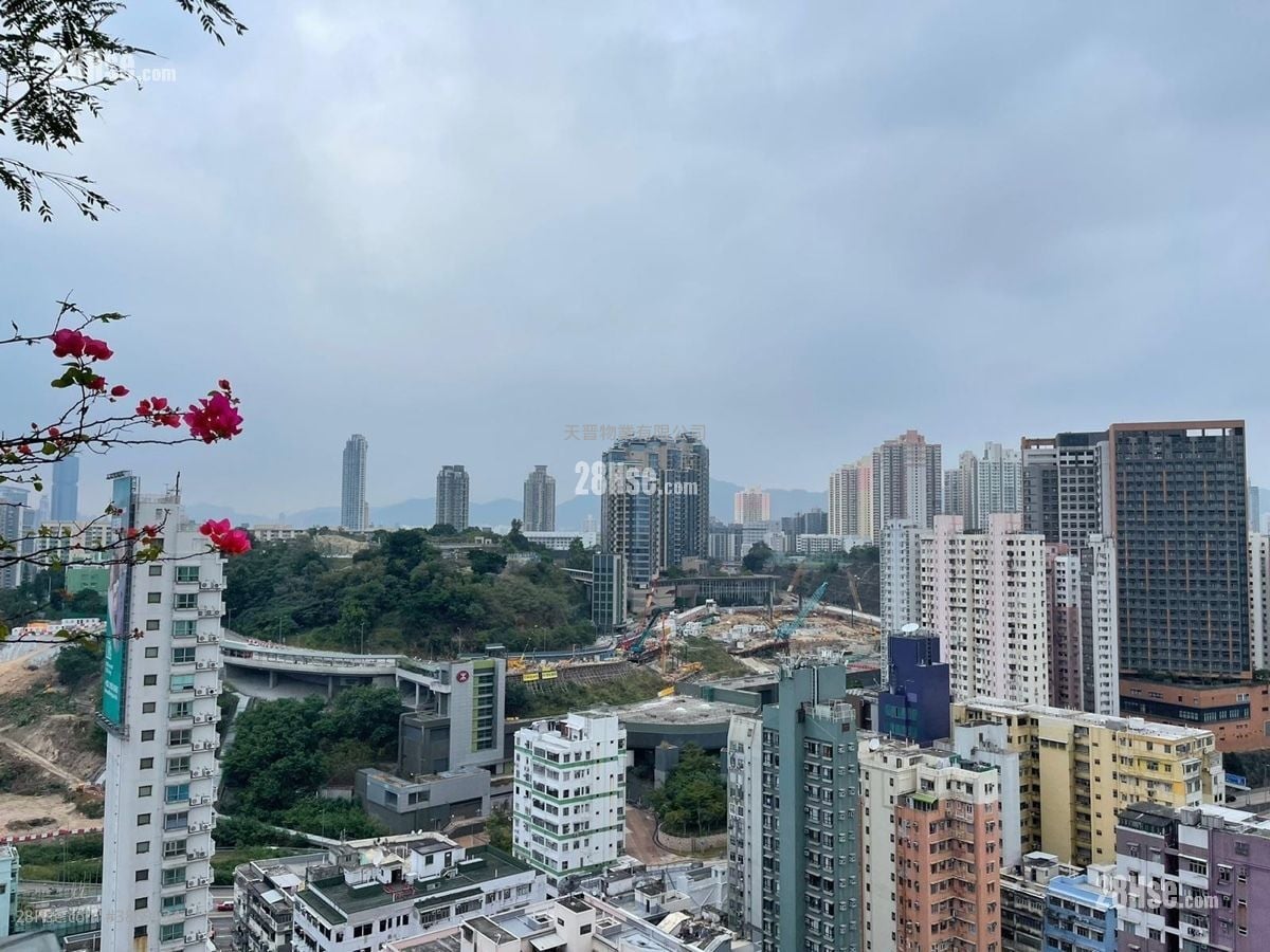 御悦 售盘 开放式间隔 , 1 浴室 252 平方尺