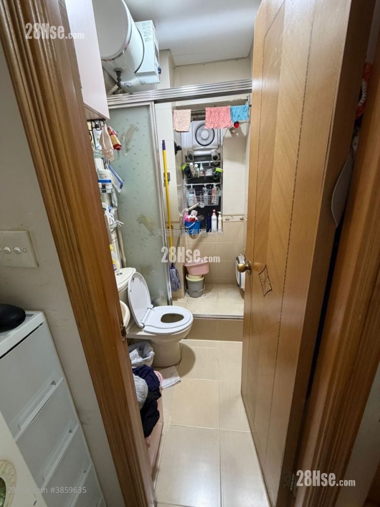 Lux Theatre Building Sell 2 Bedrooms , 1 Bathroom 378 ft²