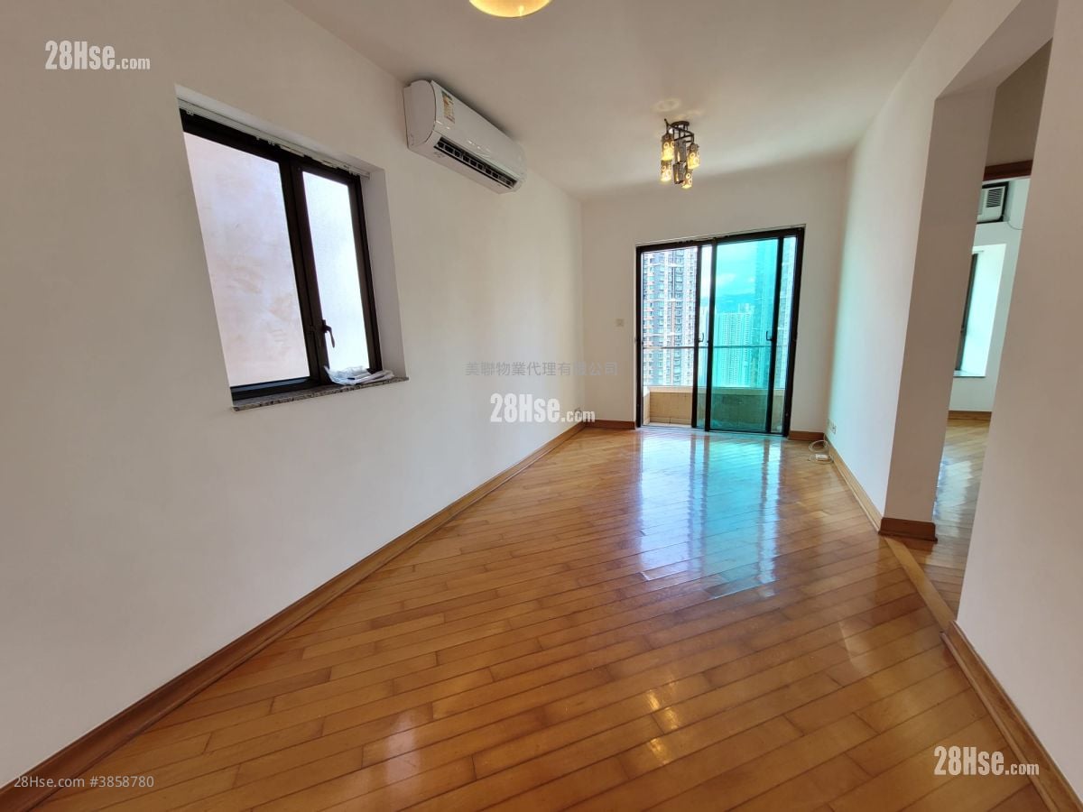 Liberte Sell 2 Bedrooms , 1 Bathroom 517 ft²