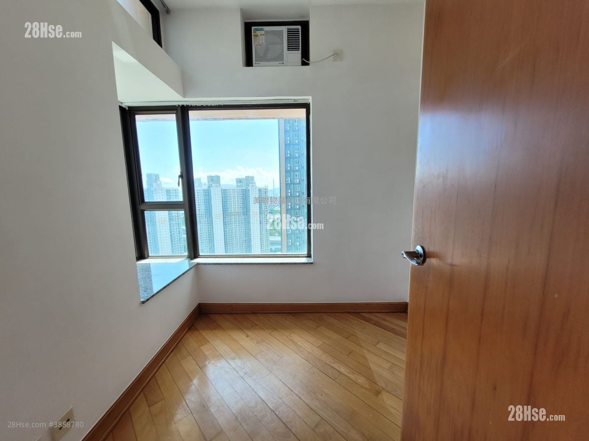 Liberte Sell 2 Bedrooms , 1 Bathroom 517 ft²