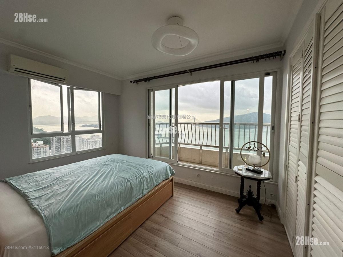 Hong Kong Garden Sell 3 Bedrooms , 2 Bathrooms 792 ft²