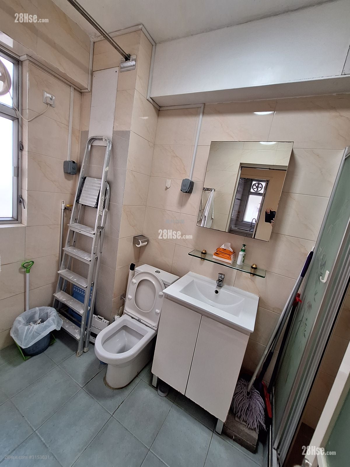 Eightland Gardens Sell 2 Bedrooms , 1 Bathroom 438 ft²