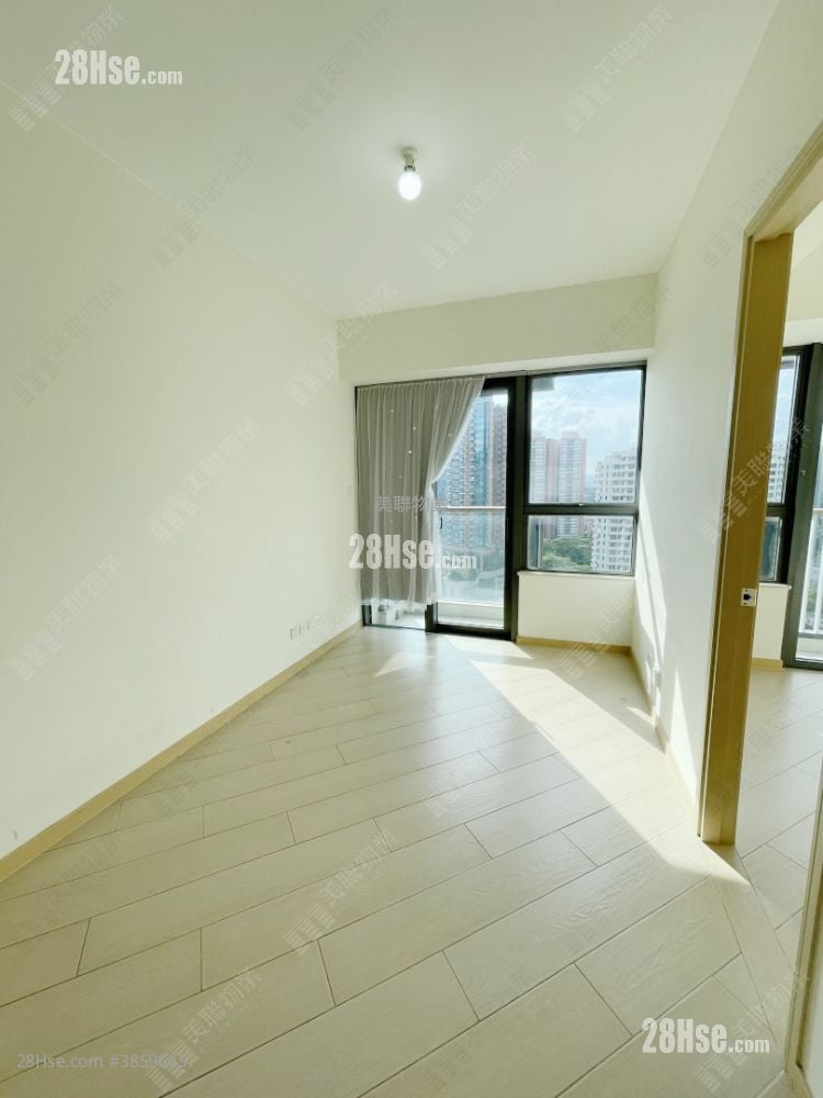 Commune Modern Sell 1 Bedroom , 1 Bathroom 294 ft²
