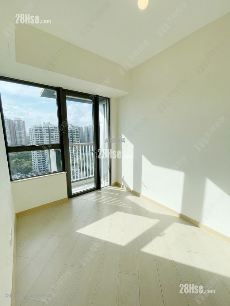 Commune Modern Sell 1 Bedroom , 1 Bathroom 294 ft²