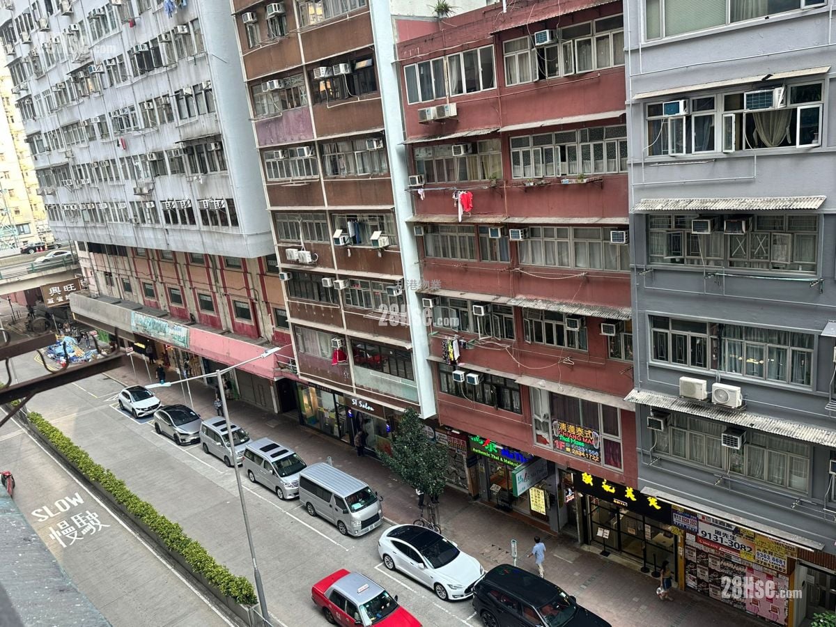 Golden Jubilee House Rental Studio , 1 Bathroom 170 ft²
