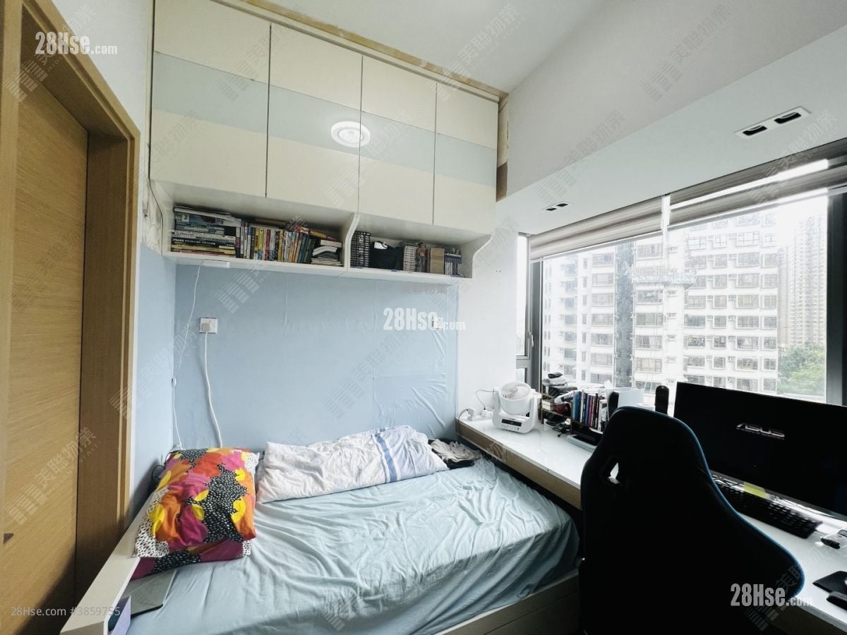 Mount One Sell 2 Bedrooms 846 ft²