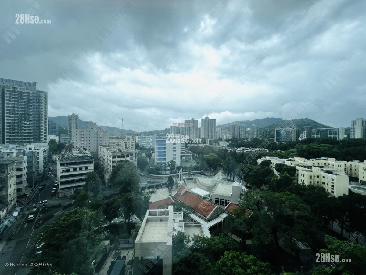Mount One Sell 2 Bedrooms 846 ft²