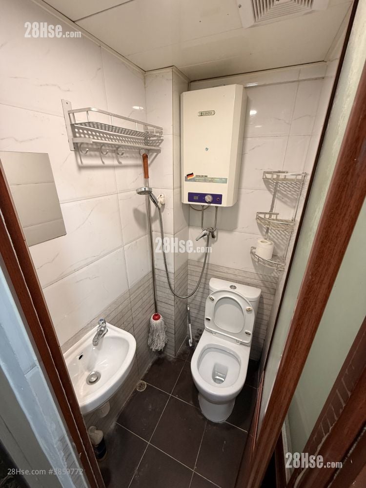 唐樓 租盤 260 平方呎