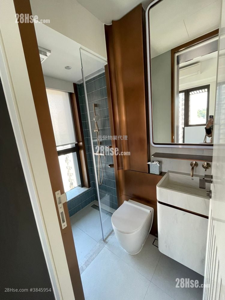 Baker Circle Euston Rental 1 Bedroom , 1 Bathroom 276 ft²